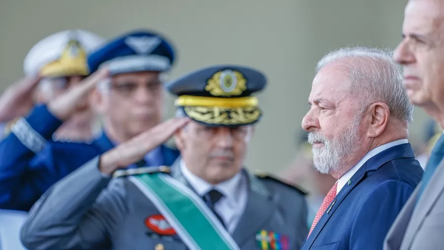 Elogiado por Mourão ao cancelar atos sobre a ditadura, Lula abandona também museu dos direitos humanos