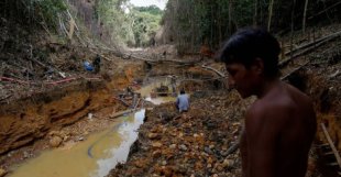 Mourão quer acelerar projeto de lei que permite garimpos em terras indígenas