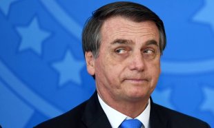 Em meio a risco de miséria, Bolsonaro quer restringir auxílio aos mais pobres