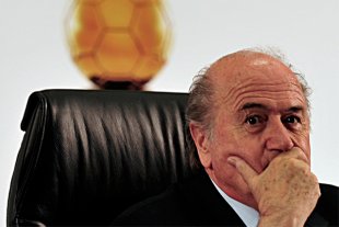 Por que Blatter deu um passo atrás a quatro dias de assumir na FIFA?