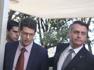 ESCÂNDALO - Governo Bolsonaro quer legalizar posse de terras desmatadas ilegalmente