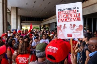 Saiba as greves de docentes dos IFs e UFs que estão ocorrendo pelo país