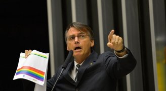 Bolsonaro é condenado a pagar R$ 150 mil de multa por declarações homofóbicas