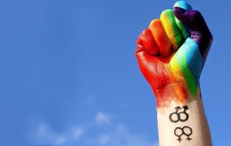 Atos contra a autorização da "cura gay" se espalham pelo país