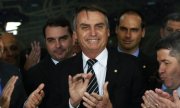 Bolsonaro inova no ataque: trabalhadores receberão aposentadoria "por partes"