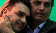 Bolsonaro envolve Abin e GSI para proteger Flávio no esquema das rachadinhas
