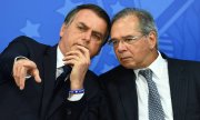 Bolsonaro usa do aumento dos combustíveis como retórica para privatização da Petrobras