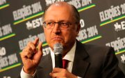 Depois de Manobra, Alckmin paga bônus aos professores
