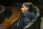 Bolsonaro adota estratégia covarde e não fará debate no primeiro turno