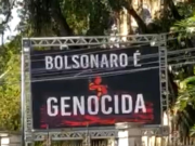 Bolsonaristas ameaçam jogar bomba em Sintufrj por cartaz com "Bolsonaro Genocida"