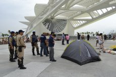 Ato no Rio critica ajuste fiscal e gastos das olimpíadas