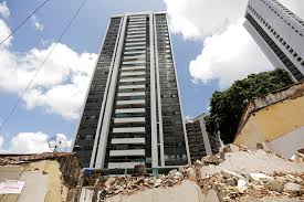 Prefeitura do Recife segue demolição de casas na Vila Esperança, sem nem avisar os moradores
