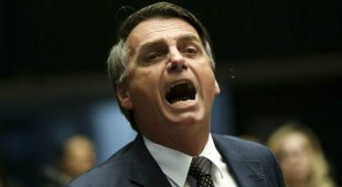 "Não existe racismo" diz Bolsonaro depois de xingar quilombolas