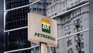 Renúncias no conselho administrativo da Petrobrás tem interesses de Bolsonaro por trás