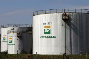 Bolsonaro troca o presidente da Petrobras, que deveria ser gerida pelos trabalhadores
