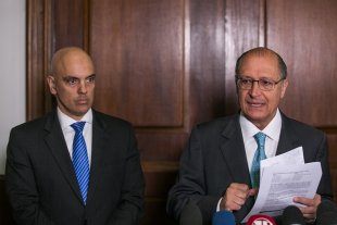 Alckmin descumpre ordem judicial sobre entrega de dados criminais à Folha de São Paulo
