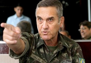 Comandante do Exército defendeu o golpe militar no Twitter: mídia e Temer estão calados